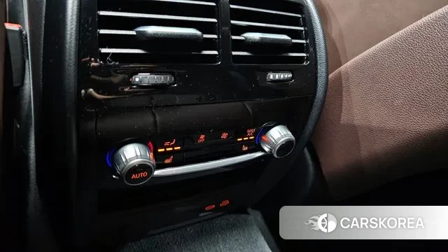 BMW 5 Series (G30) id 2974695 из Кореи 8