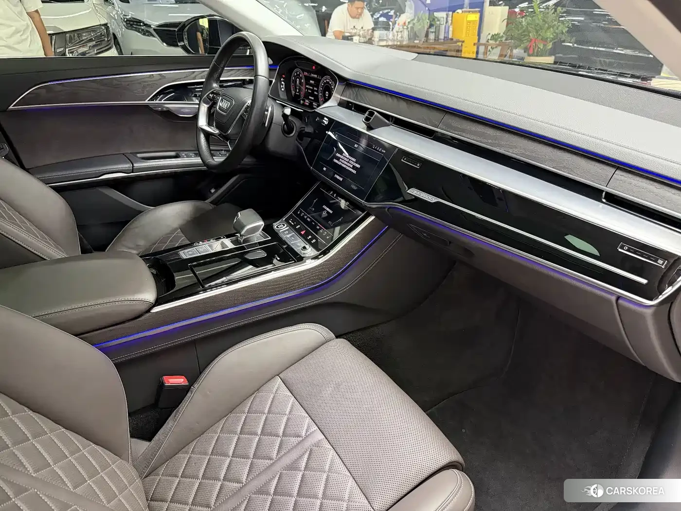 Audi A8 id 4628386 из Китая 8