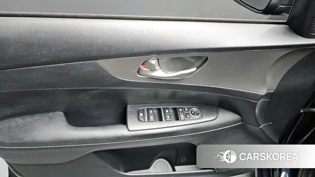 Kia Come New K3 id 3562689 из Кореи 8