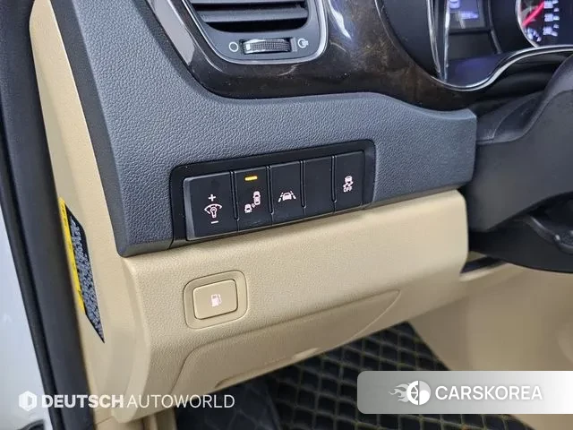 Kia The New Carnival id 3407672 из Кореи 8