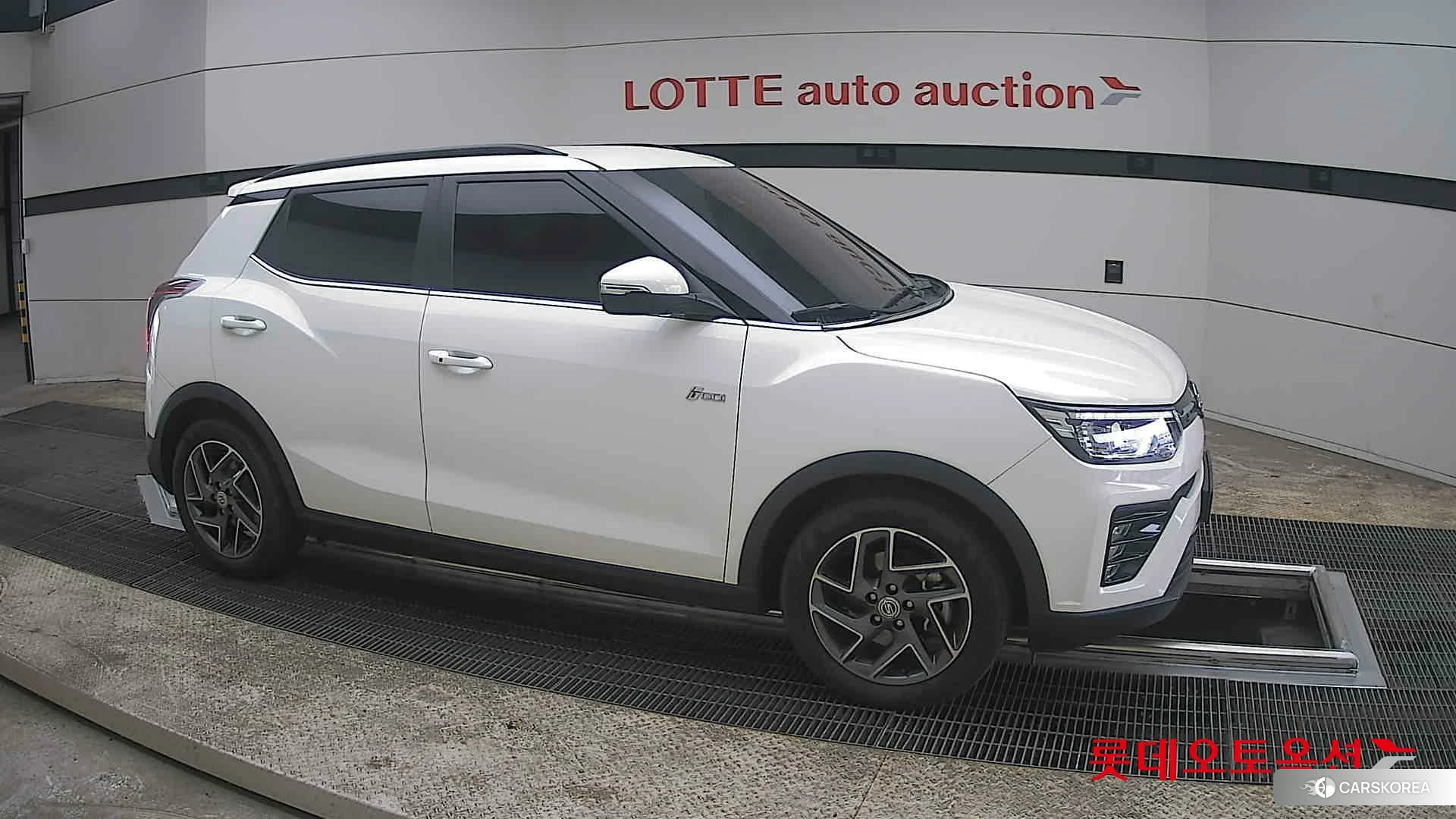 SsangYong Tivoli id 3869460 из Кореи 8