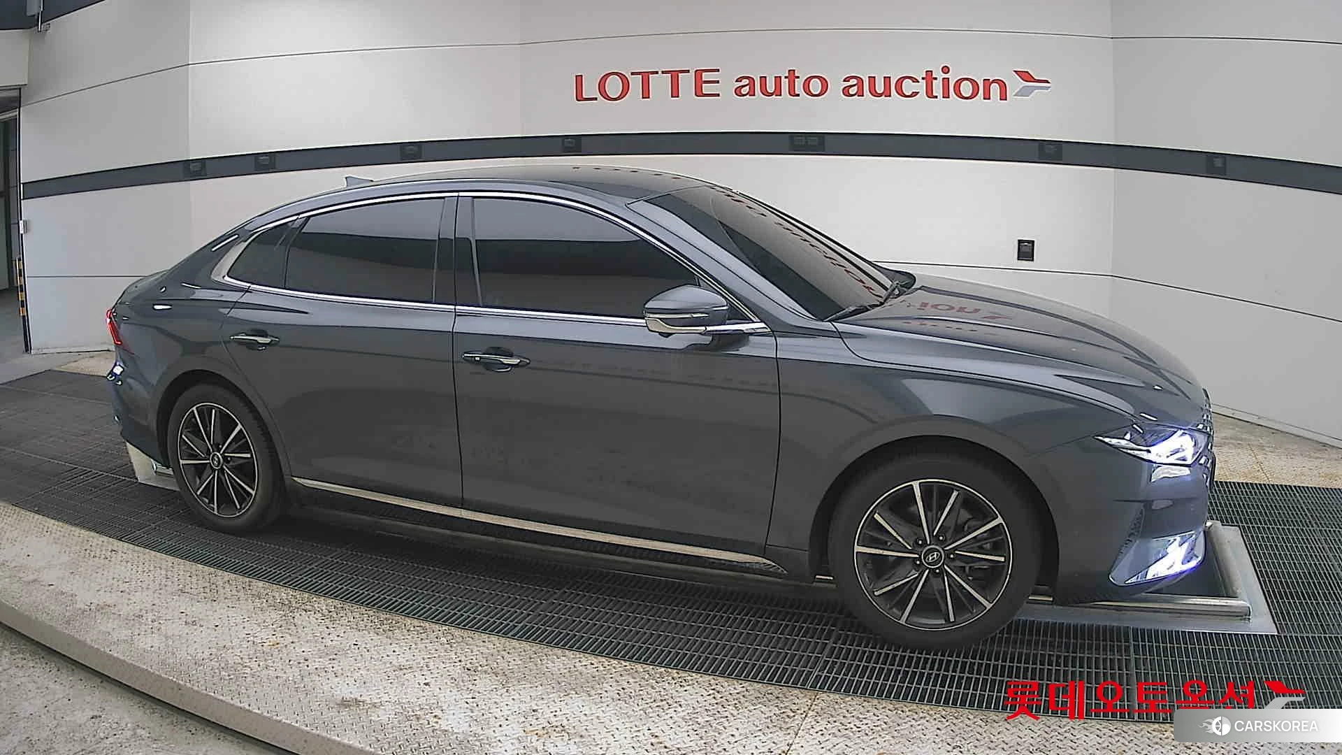 Hyundai Grandeur id 4296814 из Кореи 8