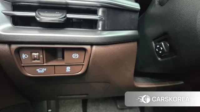 Hyundai Grandeur (GN7) id 3467599 из Кореи 8