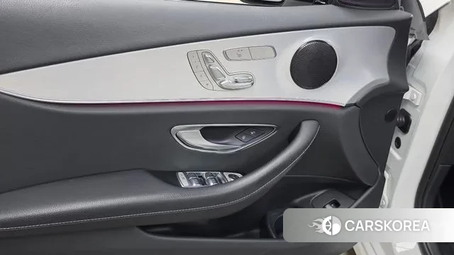 Mercedes-Benz E-Class W213 id 3519354 из Кореи 8