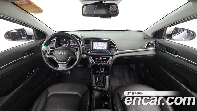 Hyundai Avante AD id 2629531 из Кореи 8