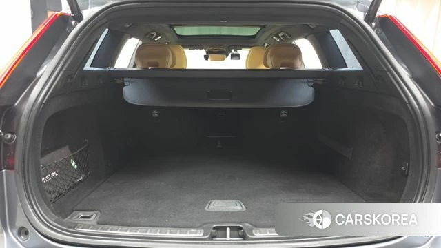 Volvo V60 Cross-Country 2nd Generation id 4625988 из Кореи 8