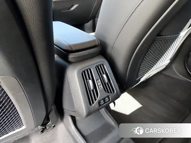 BMW 2 Series Active Tourer (U06) id 3235782 из Кореи 8