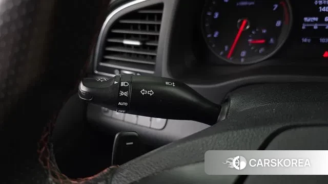 Hyundai Avante AD id 3351333 из Кореи 8