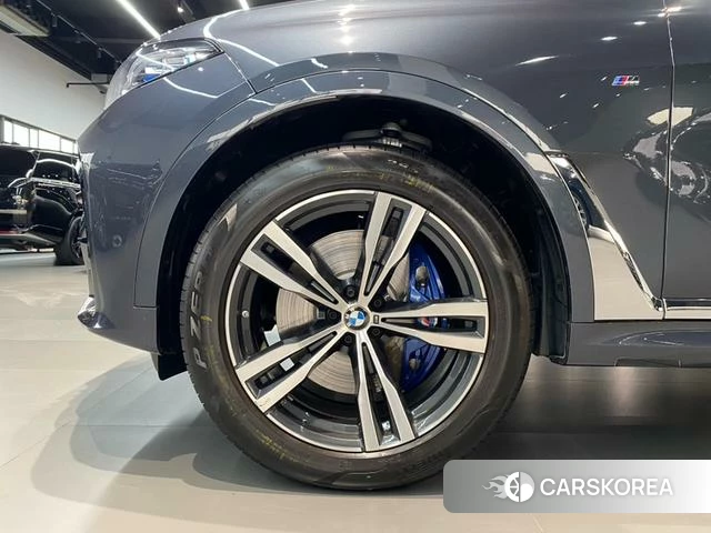 BMW X7 id 4368372 из Китая 8