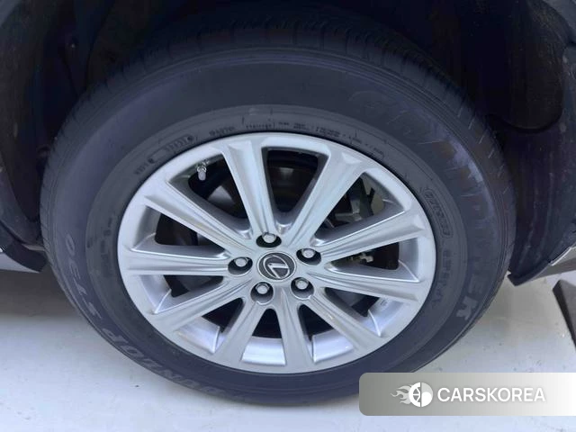 Lexus NX id 4241145 из Китая 8
