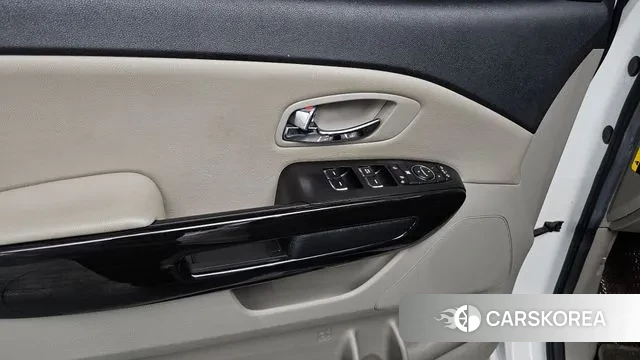 Kia The New Carnival id 3480339 из Кореи 8