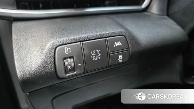 Hyundai Avante Hybrid (CN7) id 4630894 из Кореи 8