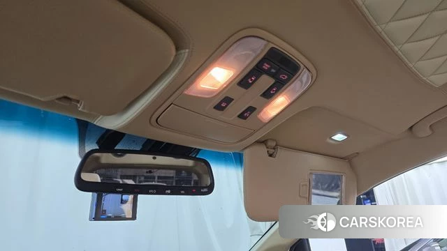 Kia The New Carnival id 4483328 из Кореи 8