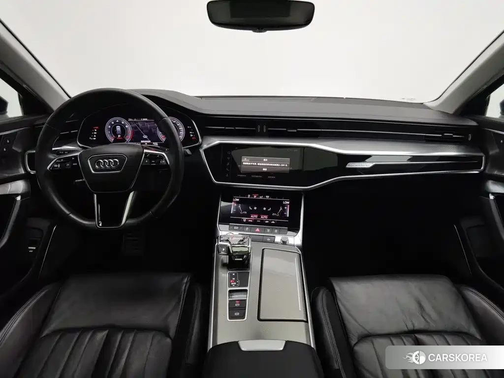 Audi A6L id 4622609 из Китая 8