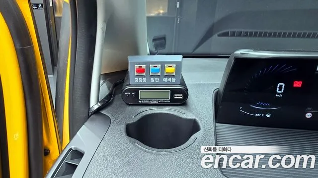 Hyundai Staria id 2649347 из Кореи 8