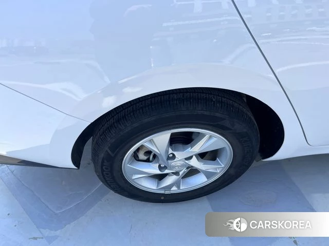 Hyundai Avante (CN7) id 4274898 из Кореи 8