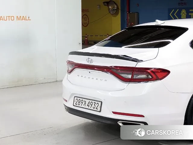 Hyundai Grandeur IG id 3408143 из Кореи 8