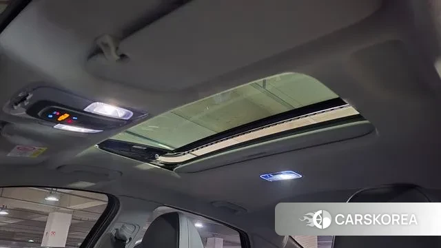 Hyundai Avante (CN7) id 3690700 из Кореи 8