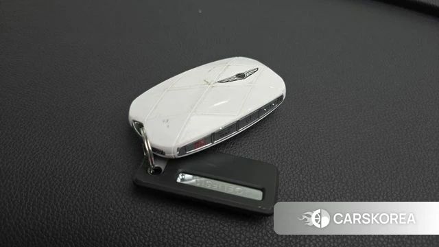Genesis G90 (RS4) id 4745327 из Кореи 8
