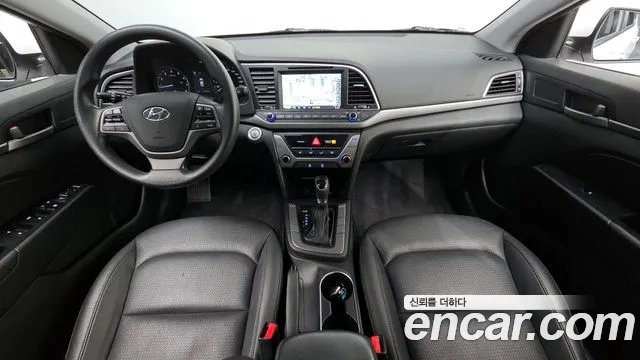 Hyundai Avante AD id 2526315 из Кореи 8