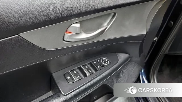 Kia Come New K3 id 3573566 из Кореи 8