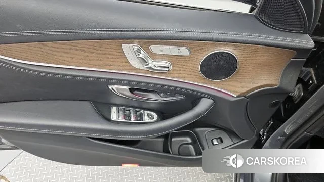 Mercedes-Benz E-Class W213 id 3024313 из Кореи 8