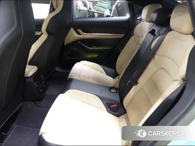 Porsche Taycan id 3047996 из Кореи 8