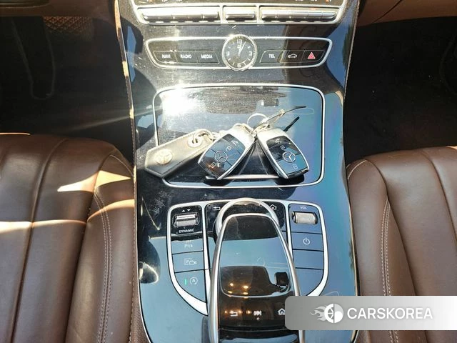 Mercedes-Benz E-Class W213 id 4595428 из Кореи 8