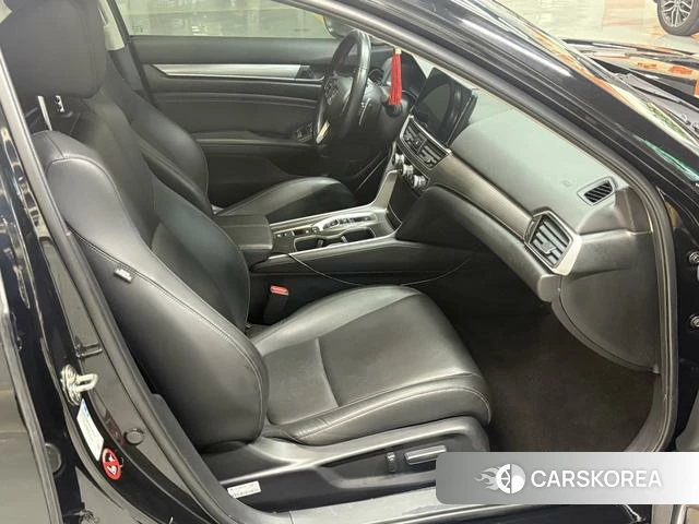Honda Accord id 3913534 из Китая 8