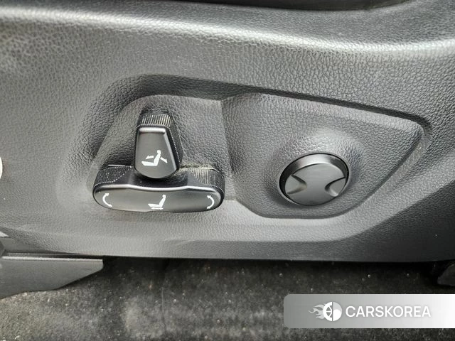 Ssangyong The New Rexton Sports Cannes id 3992901 из Кореи 8