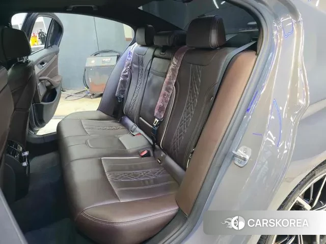 BMW 5 Series (G30) id 3017714 из Кореи 8