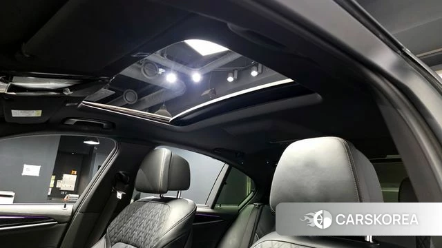 BMW 5 Series (G30) id 3865330 из Кореи 8