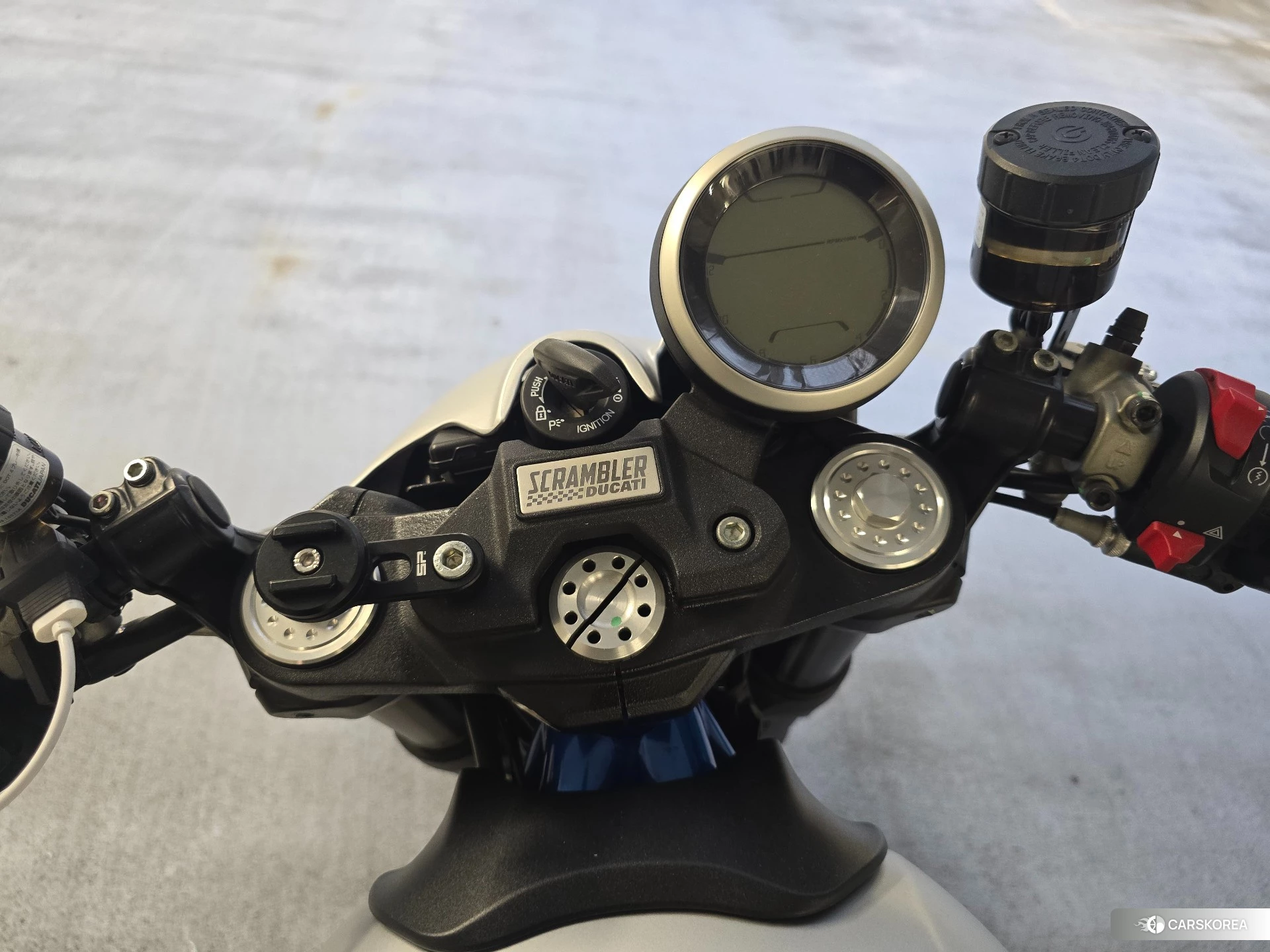 Ducati SCRAMBLER CAFE RACER id 4374394 из Японии 8