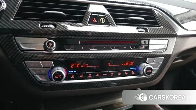 BMW 5 Series (G30) id 3641506 из Кореи 8