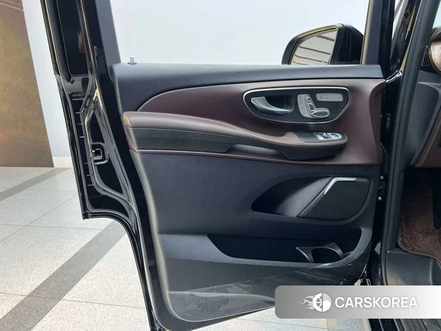 Mercedes-Benz V-class id 4307563 из Китая 8