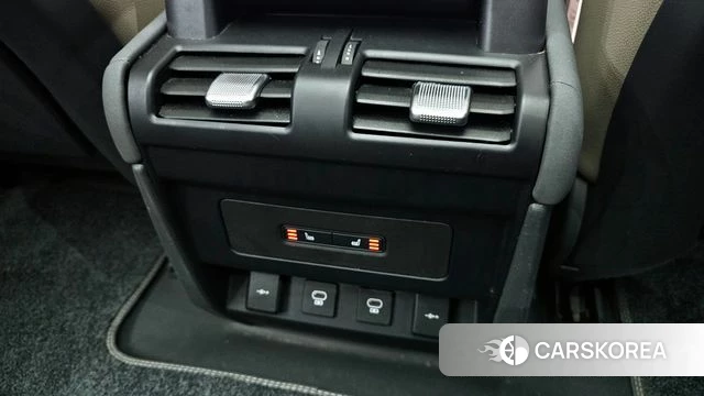 Land Rover Defender (L663) id 3878332 из Кореи 8