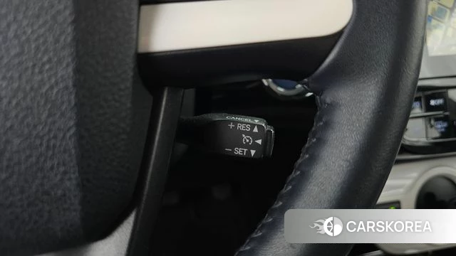 Toyota Prius 4th Generation id 4795047 из Кореи 8