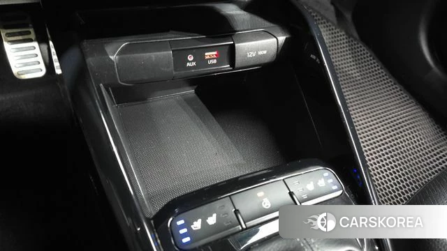 Kia Stonic id 3873429 из Кореи 8