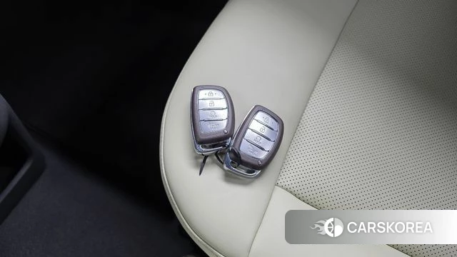 Hyundai Casper id 4388360 из Кореи 8
