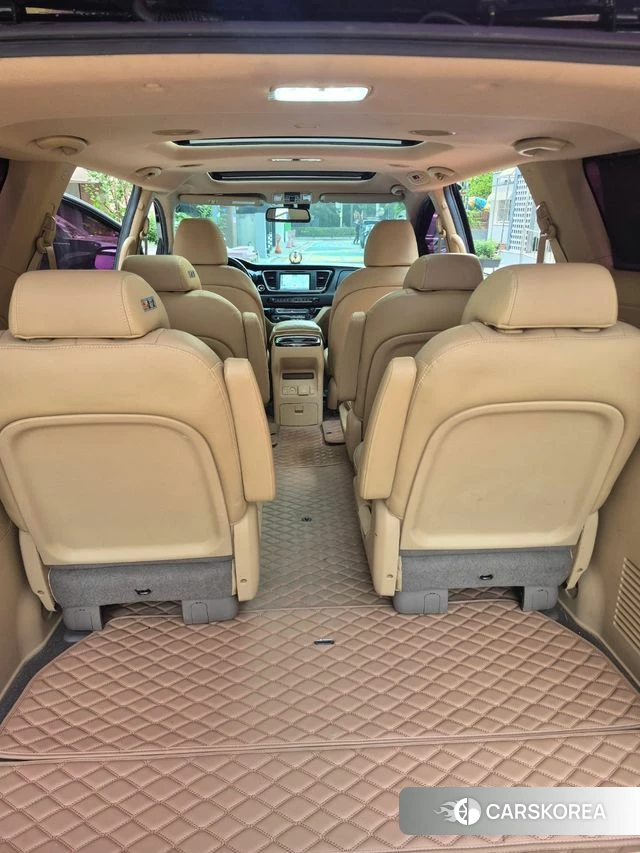 Kia All New Carnival id 4552132 из Кореи 8