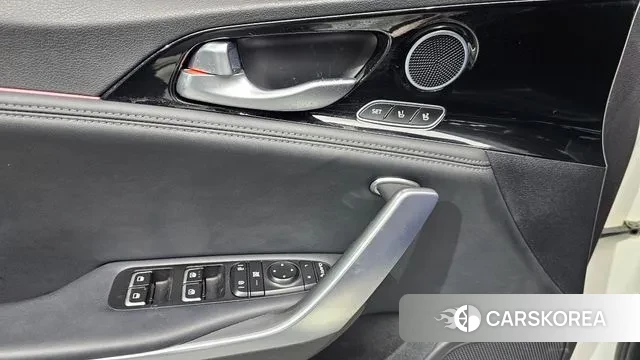 Kia Stinger id 3429431 из Кореи 8