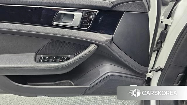 Porsche Panamera (971) id 3942300 из Кореи 8