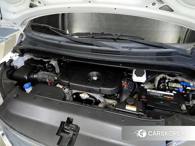 Hyundai The New Grand Starex id 4525084 из Кореи 8