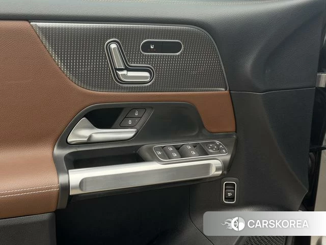 Mercedes-Benz GLB id 4209772 из Китая 8