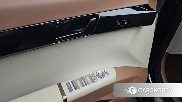 Hyundai Grandeur (GN7) id 3776545 из Кореи 8