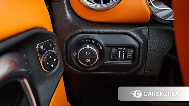 Jeep Wrangler (JL) id 2925944 из Кореи 8