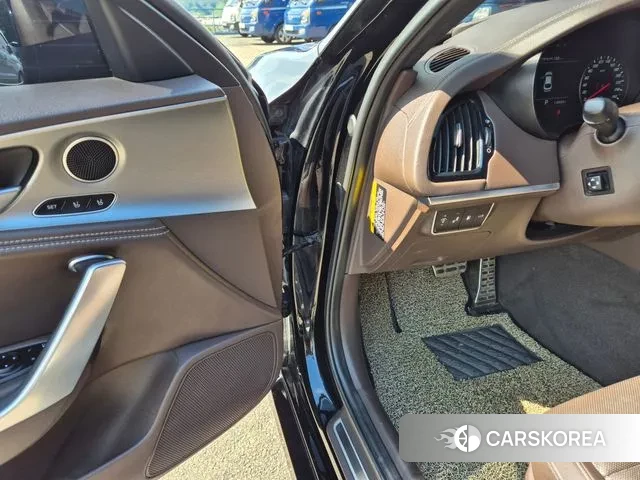 Kia Stinger id 3024640 из Кореи 8