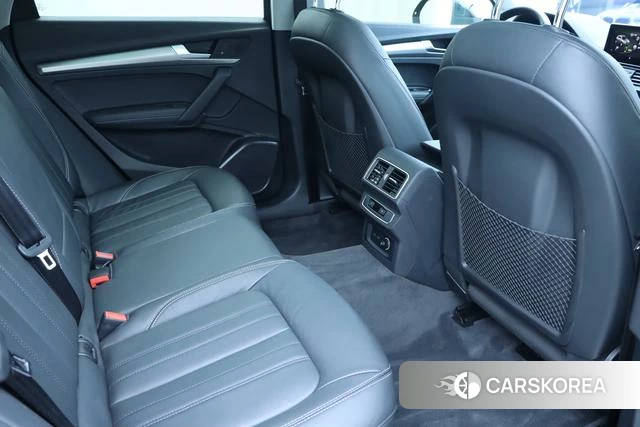 Audi Q5L id 4208339 из Китая 8