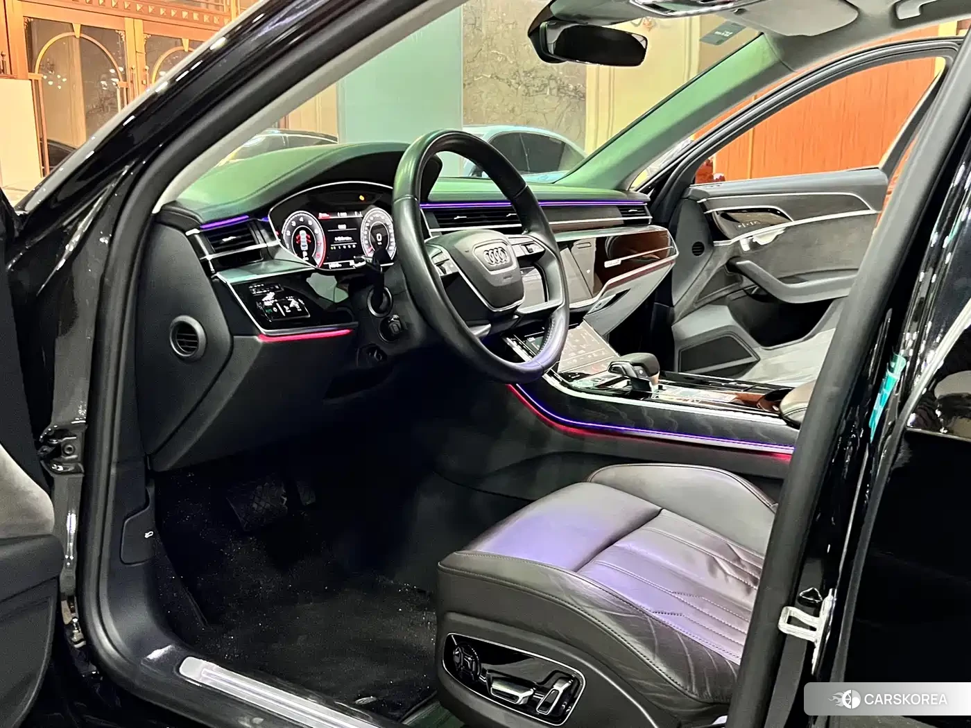 Audi A8 id 4679914 из Китая 8