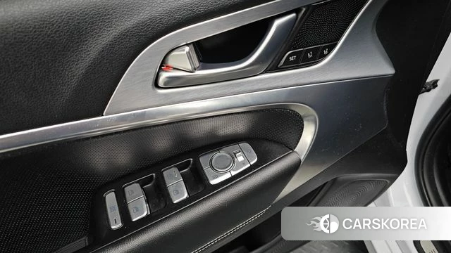Genesis G70 id 4502843 из Кореи 8